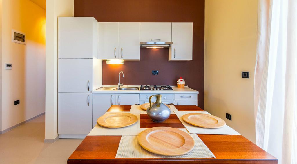 Apartments Villa Yoyo Štinjan Buitenkant foto