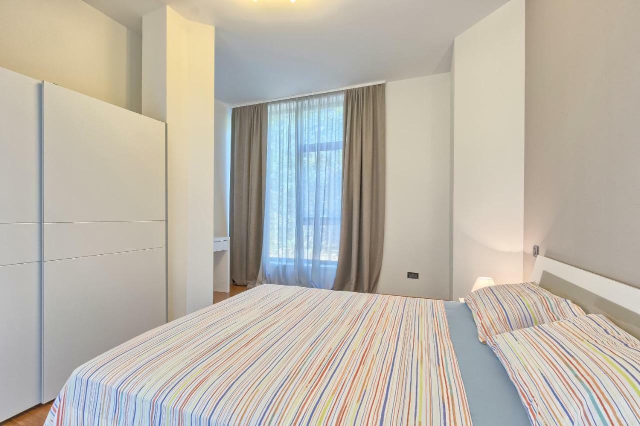 Apartments Villa Yoyo Štinjan Buitenkant foto